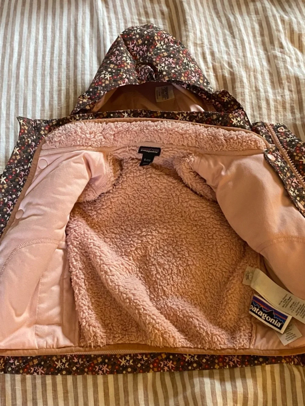 Patagonia Size 6-12 month 3-in-1 All Seasons Floral Hooded Jacket